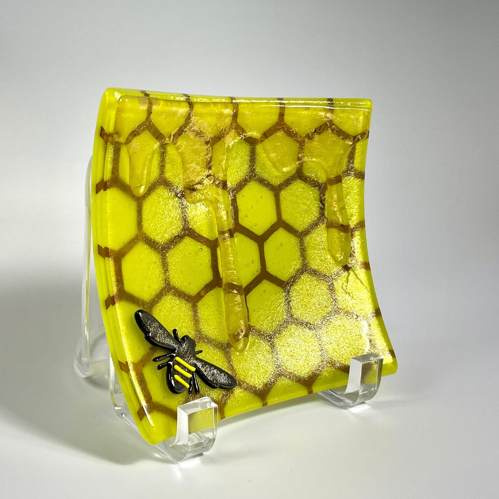 Bumble Bee Plate