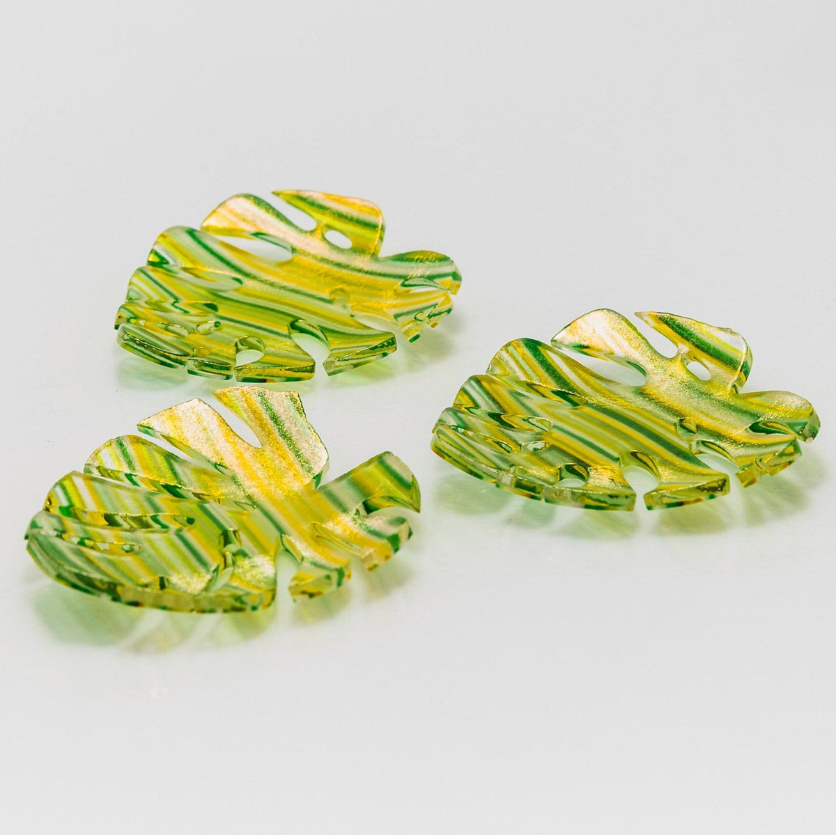 Golden Monstera Glass Mini Dishes