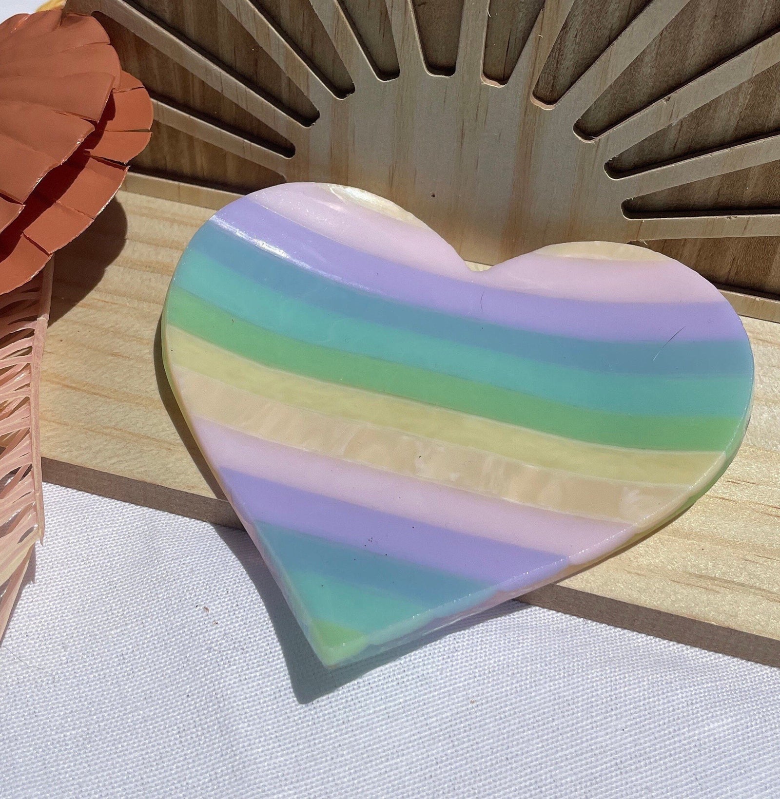 Heart Glass Dish Set, Fused Glass Rainbow Heart soap dish, Pastel Gift for Her, Pastel Rainbow Decor, Paste Heart Rainbow Ring Dishes