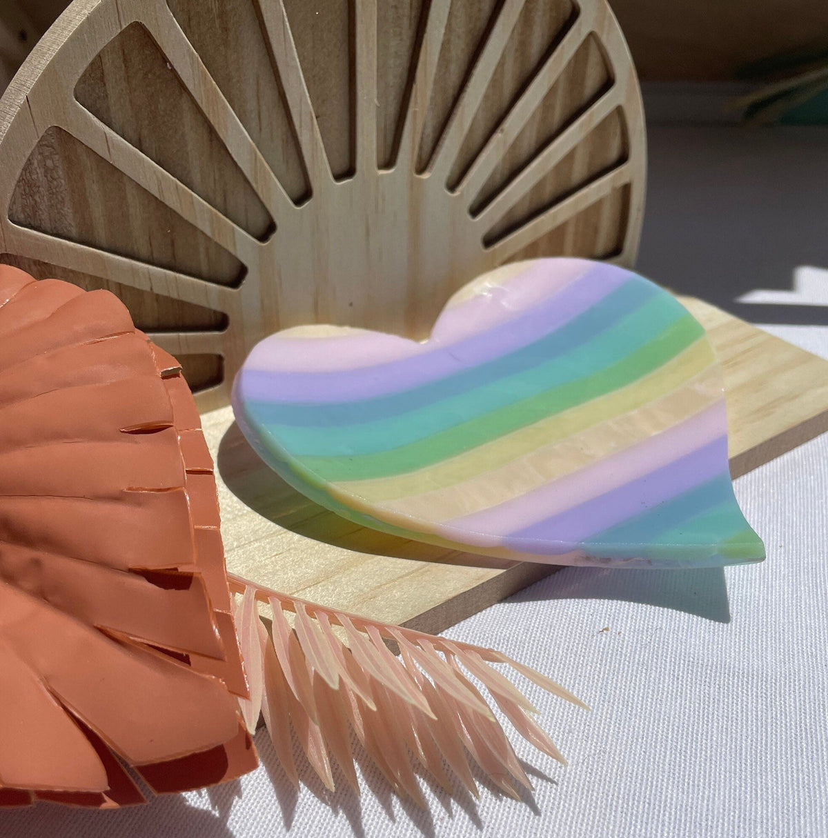 Heart Glass Dish Set, Fused Glass Rainbow Heart soap dish, Pastel Gift for Her, Pastel Rainbow Decor, Paste Heart Rainbow Ring Dishes